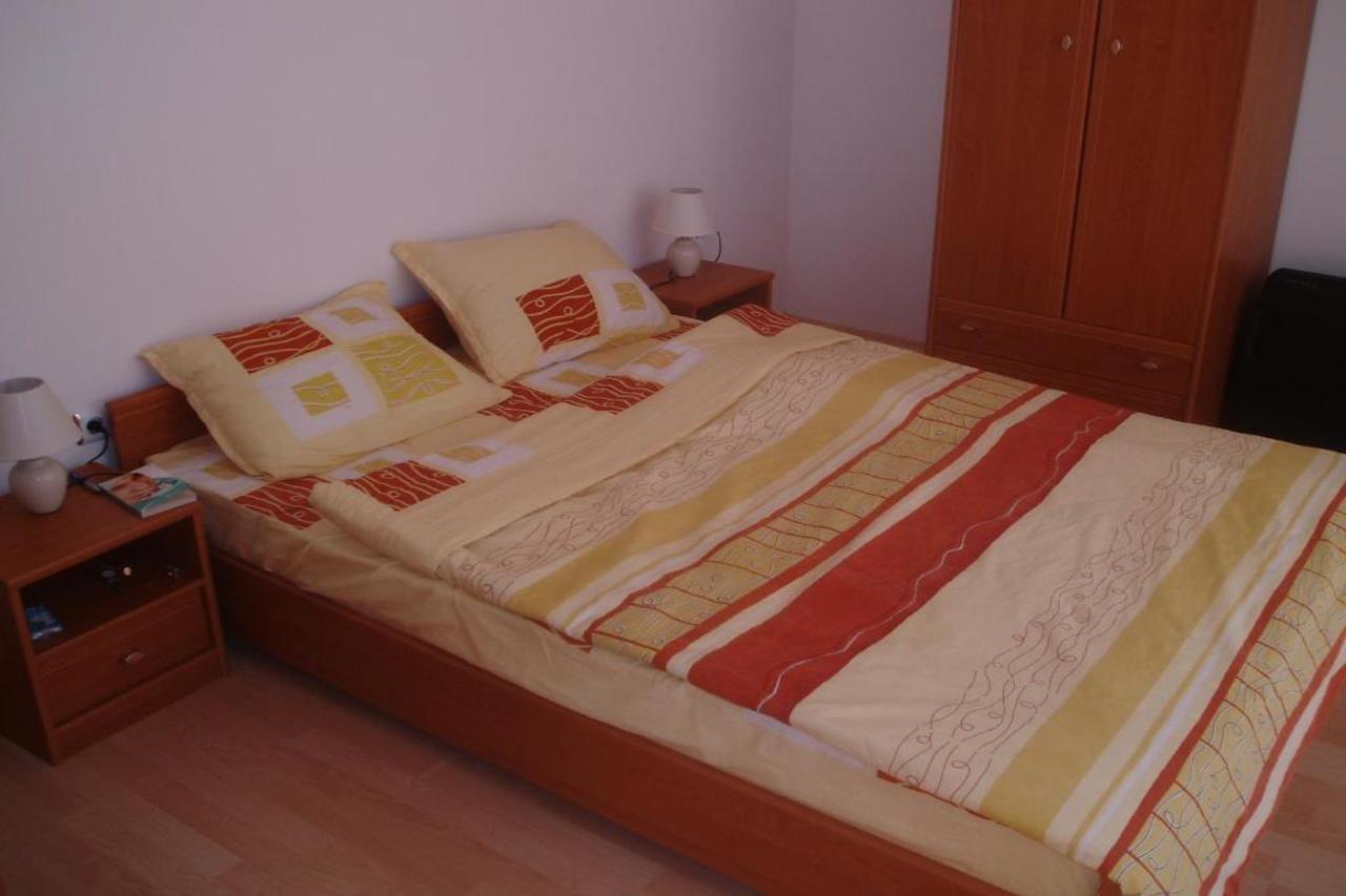 Stella Polaris Apartcomplex Pantai Sunny Luaran gambar
